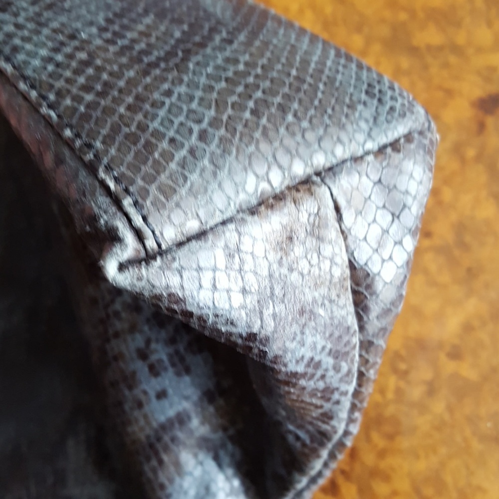 Maxx Python Embossed Shoulder Bag - Picture 7 of 8